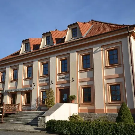 Zamecek Hotel