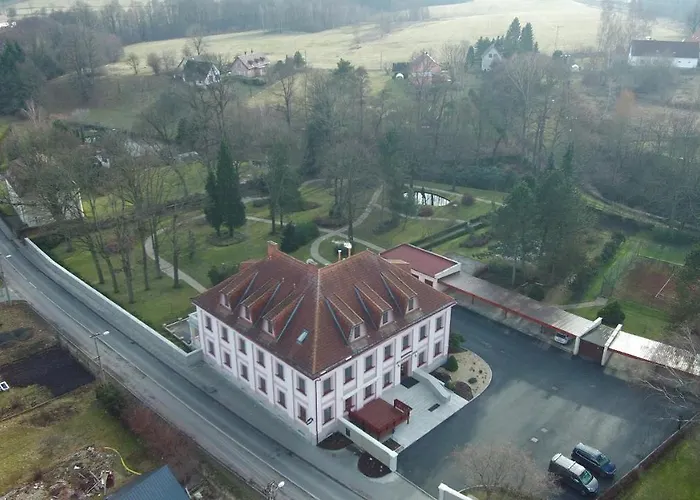 Zámeček Hotel Raspenava