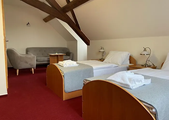 Zámeček Hotel 3*